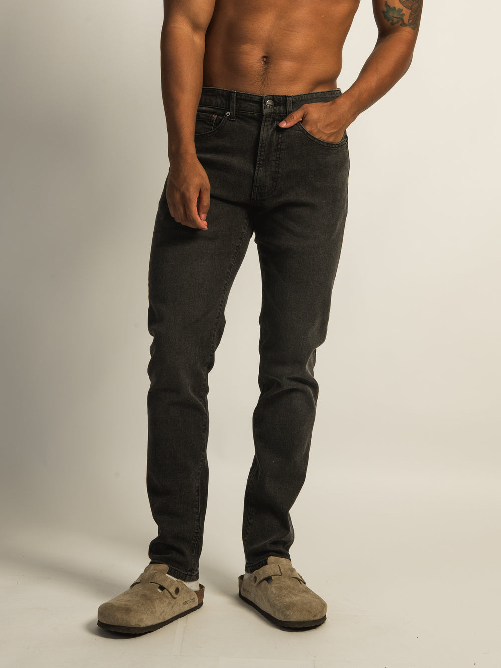 TAINTED ATHLETIC FIT DENIM - VINTAGE BLACK WASH