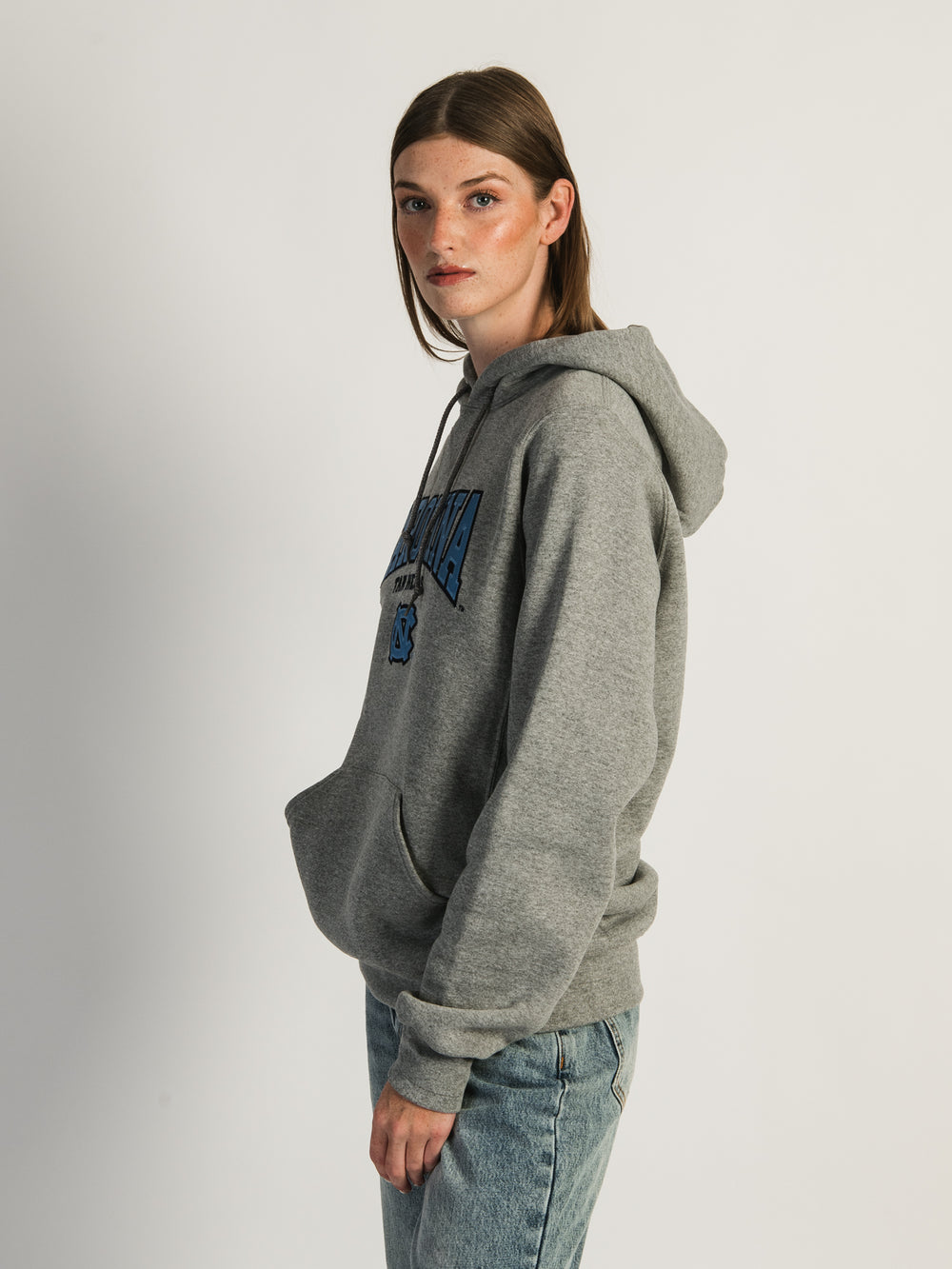 RUSSELL NCAA CAROLINA PULLOVER HOODIE