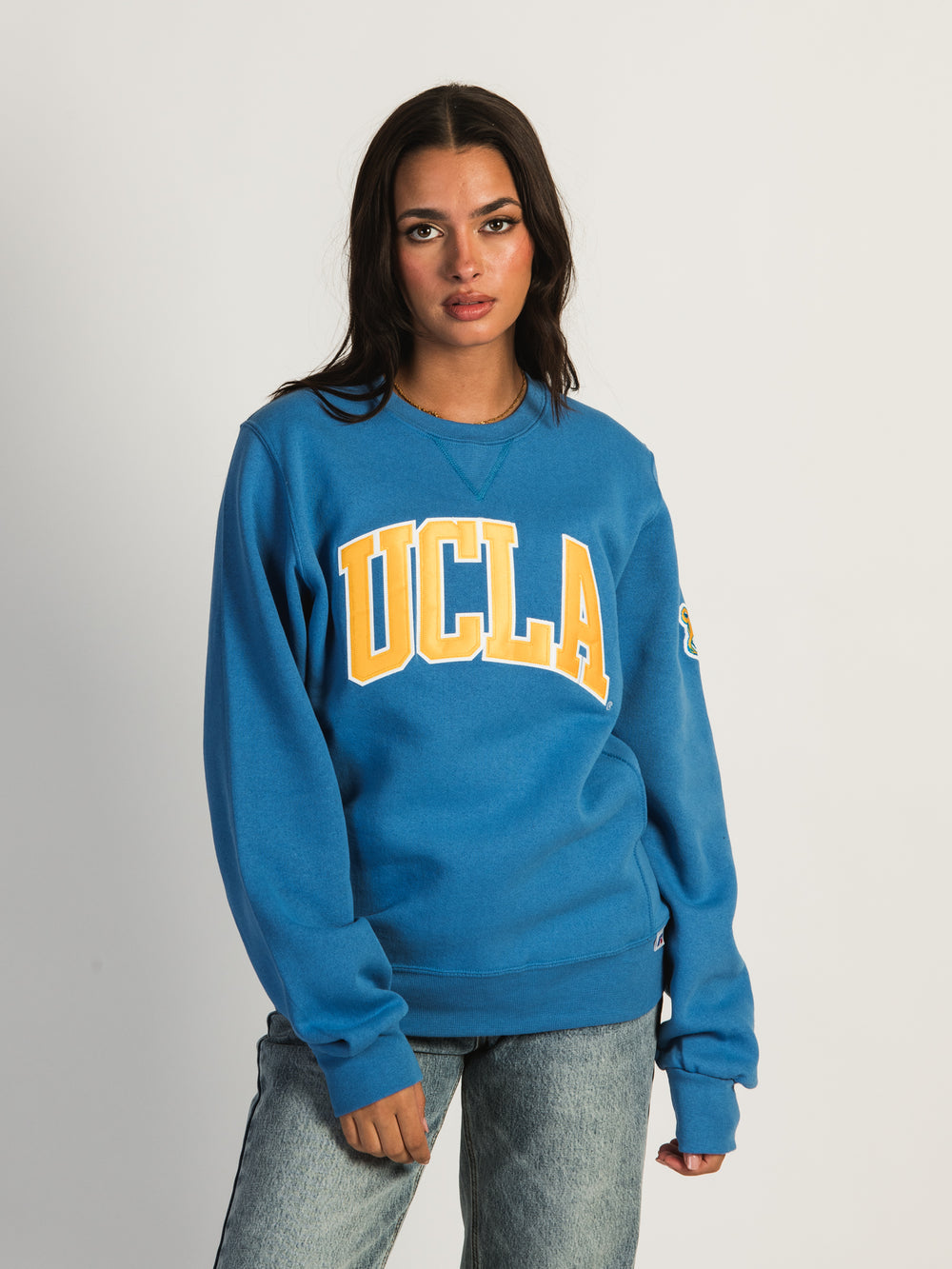 NCAA UCLA SLEEVE EMBROIDERED CREW