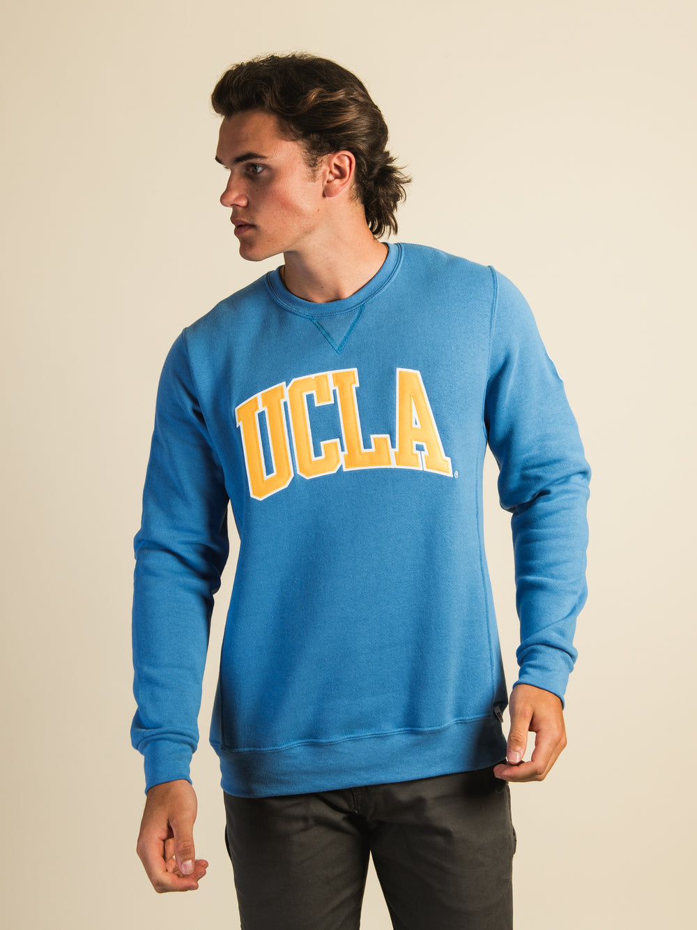 NCAA UCLA SLEEVE EMBROIDERED CREW