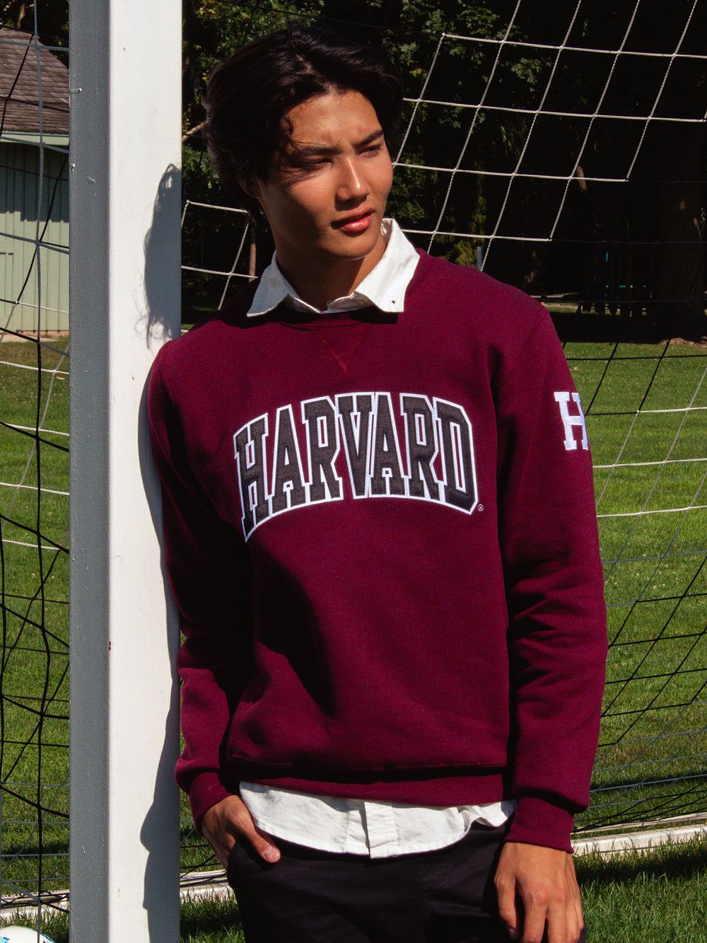 NCAA HARVARD SLEEVE EMBROIDERED CREW